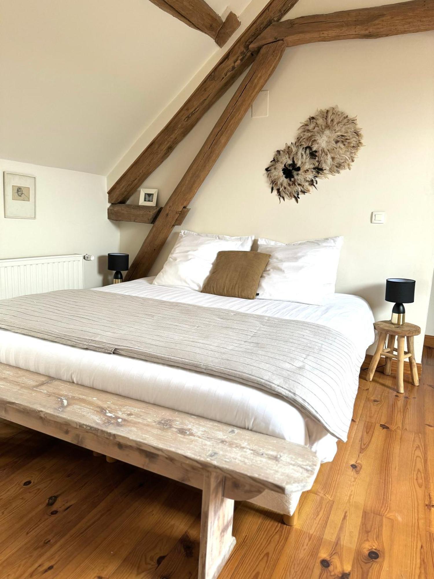 Le Moulin D Olivet Bed & Breakfast Orbigny Eksteriør bilde