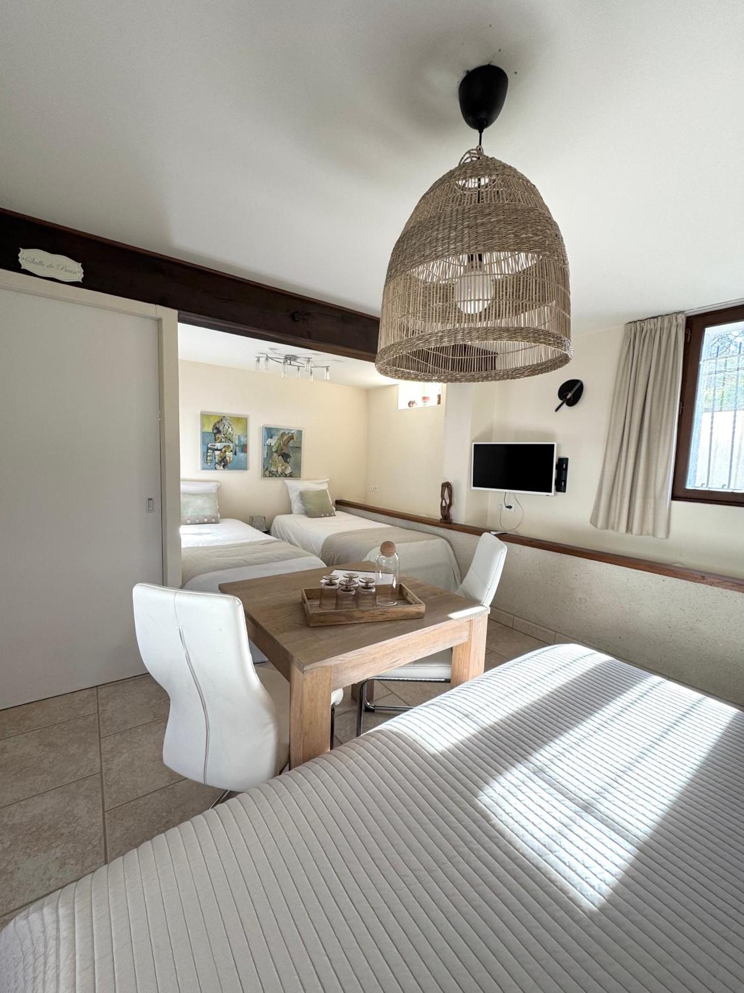 Le Moulin D Olivet Bed & Breakfast Orbigny Eksteriør bilde