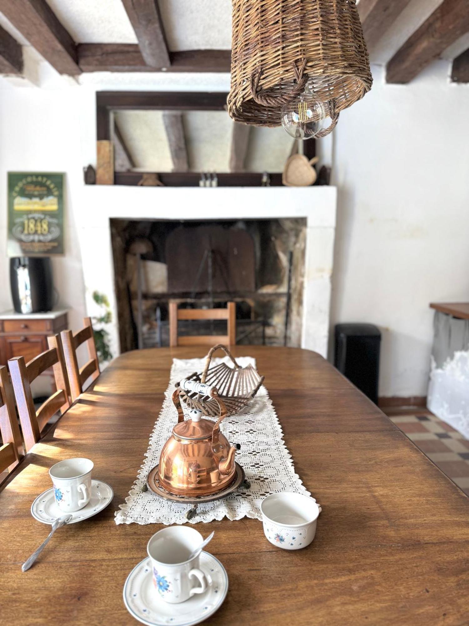 Le Moulin D Olivet Bed & Breakfast Orbigny Eksteriør bilde